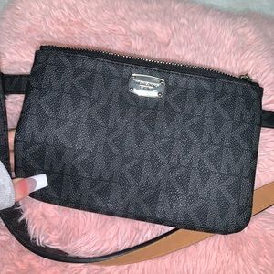 Michael Kors Fannypack